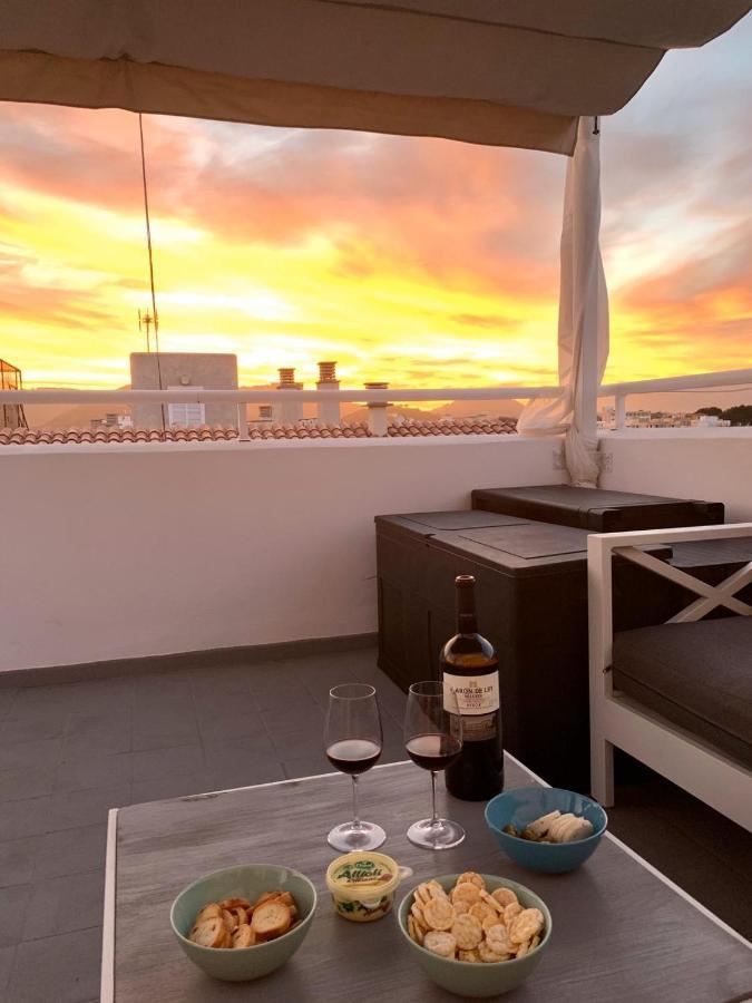 Sonne&Meerblick aus 40 Grad heißem Whirlpool genießen - Zentral am Hafen und dennoch ruhig Cala Ratjada  Exterior foto